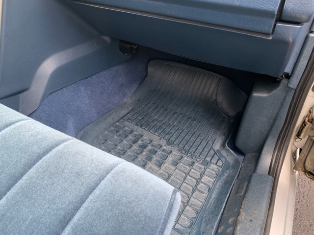 1080224-56 Volvo 740 2.3 - 1989