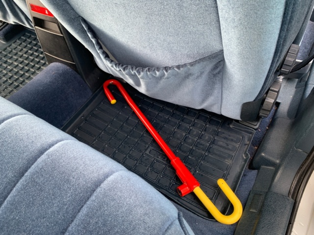 1080224-57 Volvo 740 2.3 - 1989