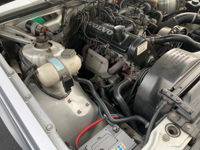 1080224-70 Volvo 740 2.3 - 1989