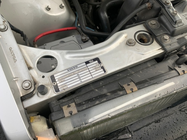 1080224-74 Volvo 740 2.3 - 1989