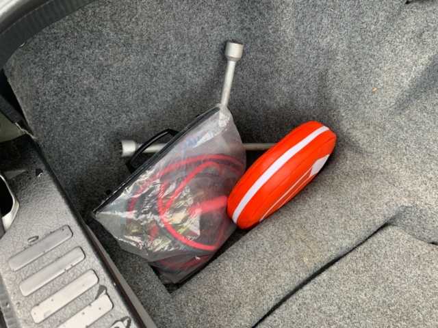 1080224-79 Volvo 740 2.3 - 1989