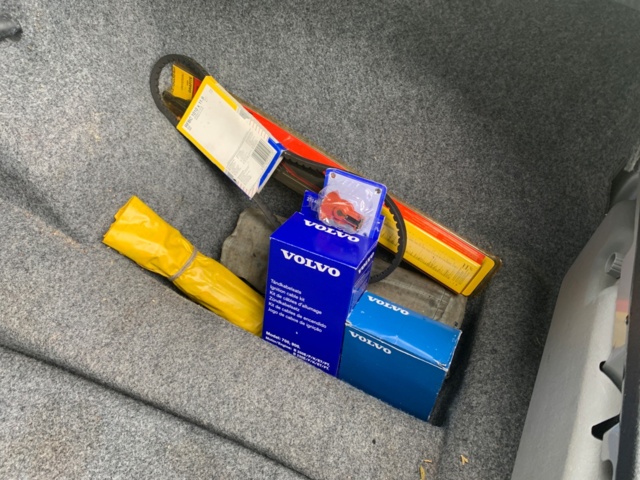 1080224-80 Volvo 740 2.3 - 1989