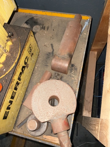 1061407-13 Hydraulic press Enerpac 10-ton