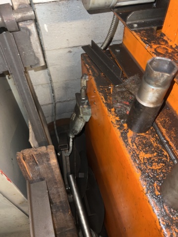 1050298-5 Hydraulic press