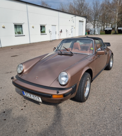 1080557-1 Porsche 911 Carrera Targa - 1975