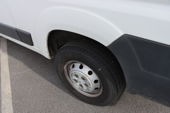 1081217-3 Peugeot Boxer Van 333 2.2 HDi - 2013