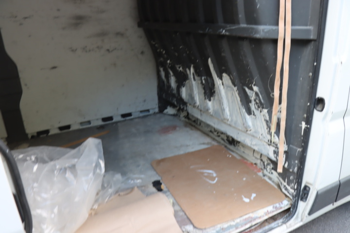 1081217-21 Peugeot Boxer Van 333 2.2 HDi - 2013