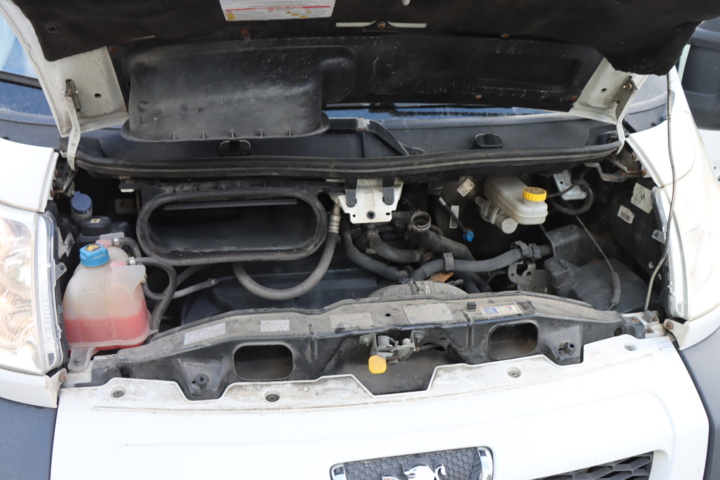 1081217-23 Peugeot Boxer Van 333 2.2 HDi - 2013