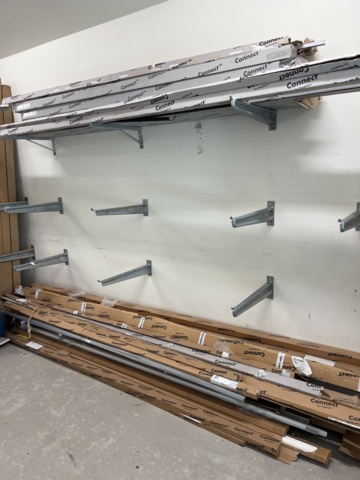 1029883-2 16 wall-hung branch racks