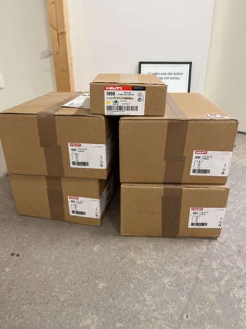 1029887-1 4 boxes Hilti X-CC U CEILING CLAMP WITH NAIL