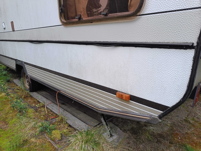 887749-5 Caravan Solifer 550DL -89