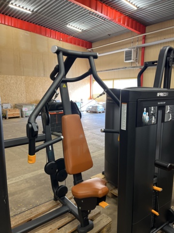 1049359-4 Converging Chest Press Precor, RSL 0414, 1pc