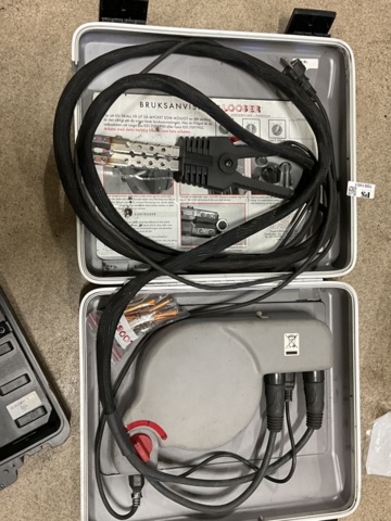 1061461-1 Induction heater Loser for bolts