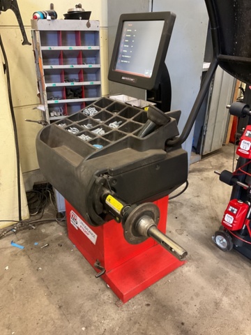 1061470-11 Balanseringsmaskin Rema Tiptop