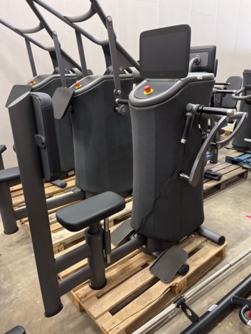 1049365-11 eGym 8 VISION strength units 8 pcs