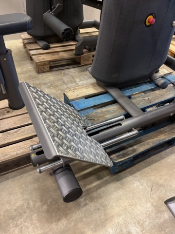 1049365-64 eGym 8 VISION strength units 8 pcs