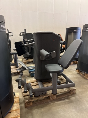 1049365-82 eGym 8 VISION strength units 8 pcs