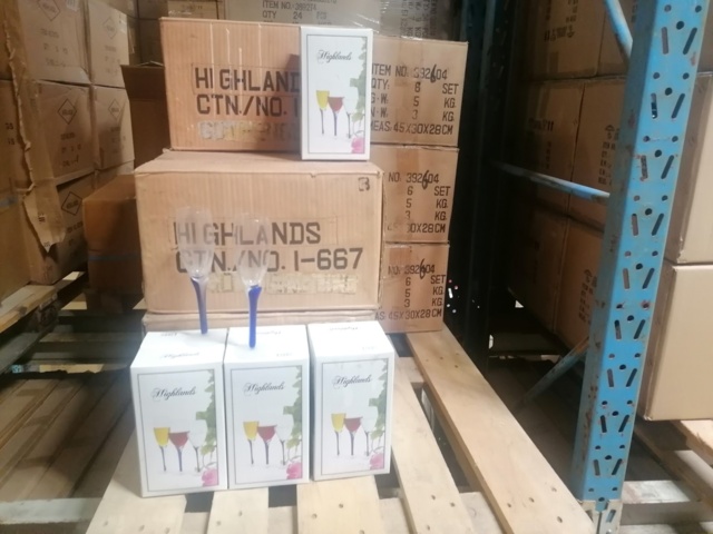 1081927-3 Lot of 192 wine glasses for restaurant