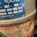1061475-5 2 st. Dränkpumpar med slang och munstycke