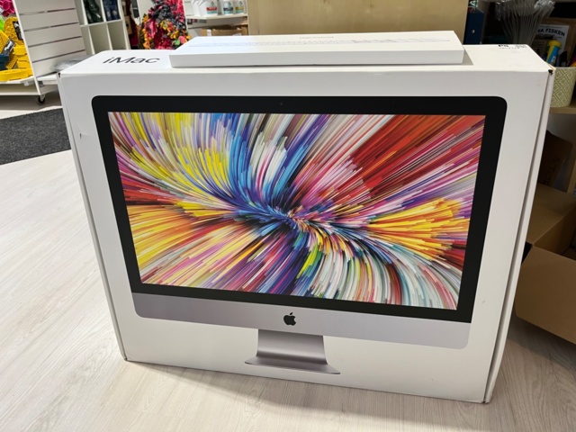 1057122-2 Apple iMac 27" (A2115) incl. Magic Keyboard