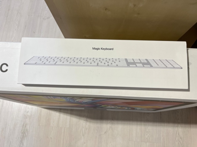 1057122-5 Apple iMac 27" (A2115) incl. Magic Keyboard