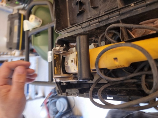 992114-2 Flap cutter Dewalt dw682-qs