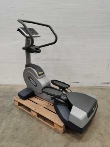 1082480-4 TechnoGym Cardio Wave