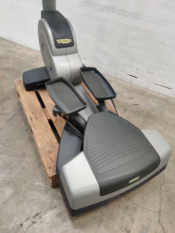 1082480-5 TechnoGym Cardio Wave