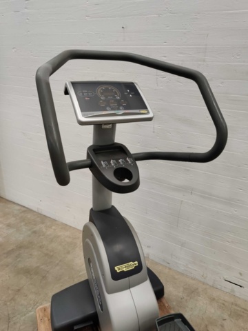1082480-6 TechnoGym Cardio Wave