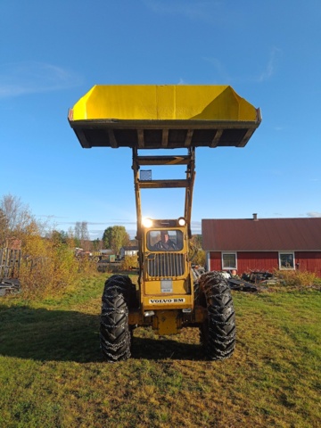 929340-78 Back loader Volvo LM 840