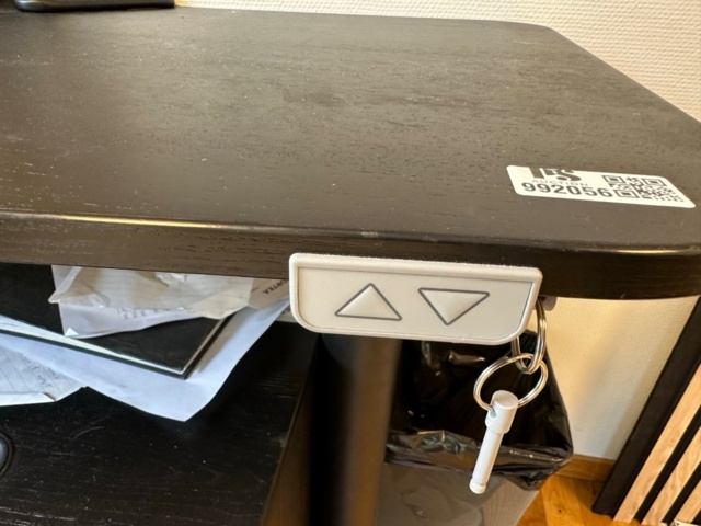 992056-2 Desk raise/lower electric, desk chair Markus Ikea