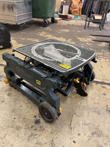 1060234-3 Table circular saw Nutool BT1800