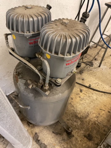 1060236-2 Whispair compressor with hose reel