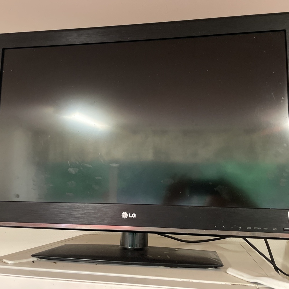 1060248-1 32" LG Tv äldre modell