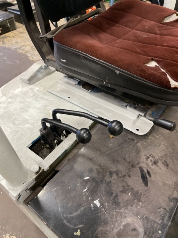 1060223-16 Truck Clark TW25