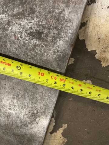 1060223-23 Truck Clark TW25