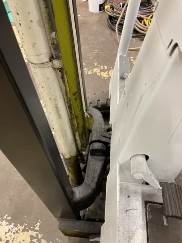 1060223-29 Truck Clark TW25