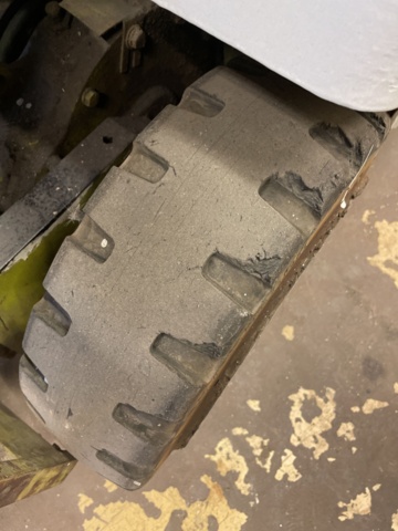 1060223-31 Truck Clark TW25