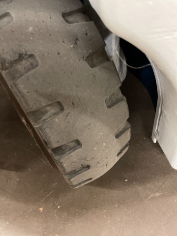 1060223-34 Truck Clark TW25