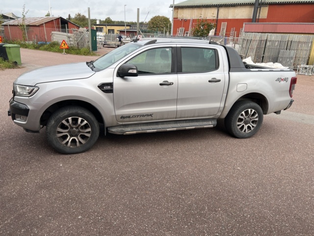 897519-2 Ford Ranger Double cab 3.2 TDCi 4x4 - 2016
