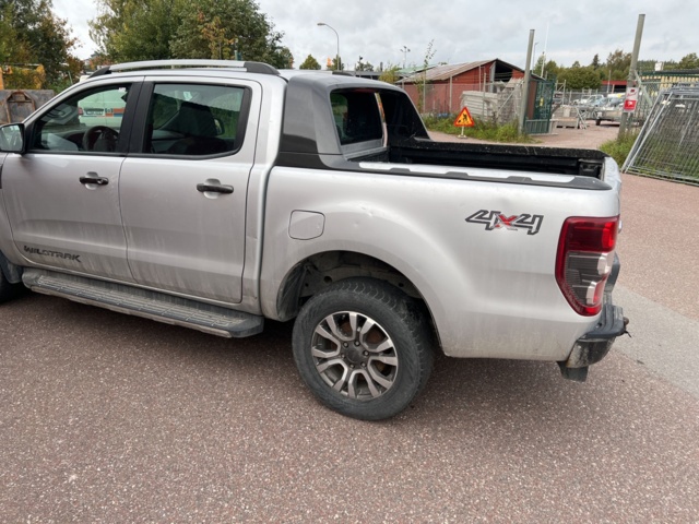 897519-10 Ford Ranger Double cab 3.2 TDCi 4x4 - 2016