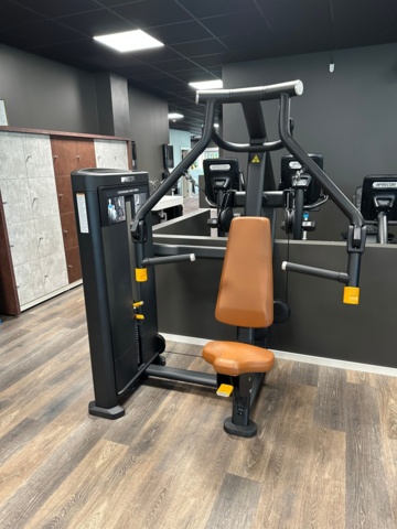 1049359-1 Converging Chest Press Precor, RSL 0414, 1pc