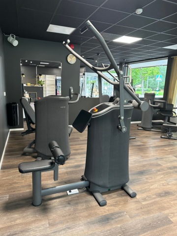 1049365-2 eGym 8 VISION strength units 8 pcs