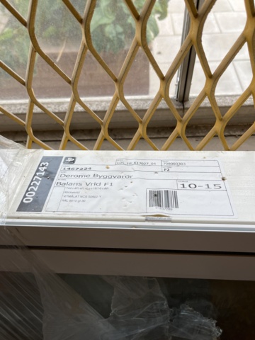 1049608-5 SP Window, ROTATE F1 10-15