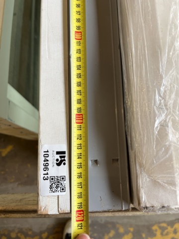 1049613-11 Stool, various windows