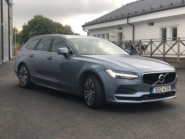 1083980-3 Volvo V90 D4 - 2020