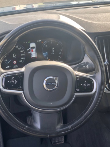 1083980-25 Volvo V90 D4 - 2020