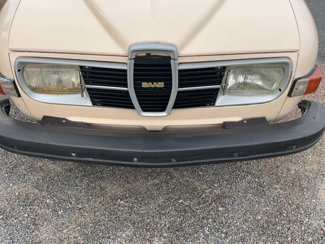 1061480-9 Saab 96 1.5 V4 - 1975