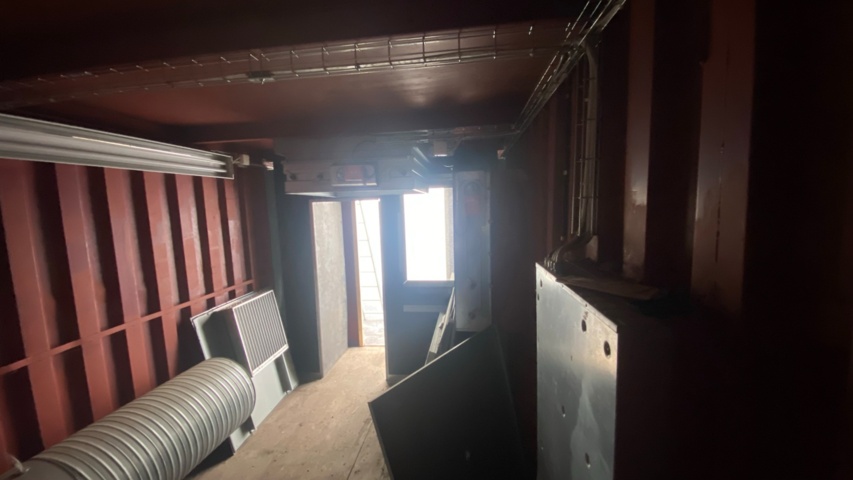 1085033-5 20-foot Container (test facility for ventilation products)