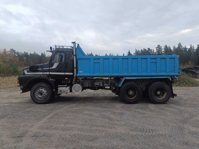 929342-2 Dump truck Volvo N10 - 1987 Repair object